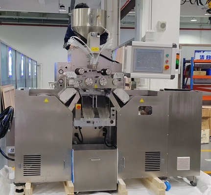 Alta rigidità di torsione Soft Gel Capsule Machine con riduttore armonico 5.5kw 16 Plunges